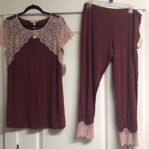 Soma Cool Night Lace Trimmed Pyjama Set - size L